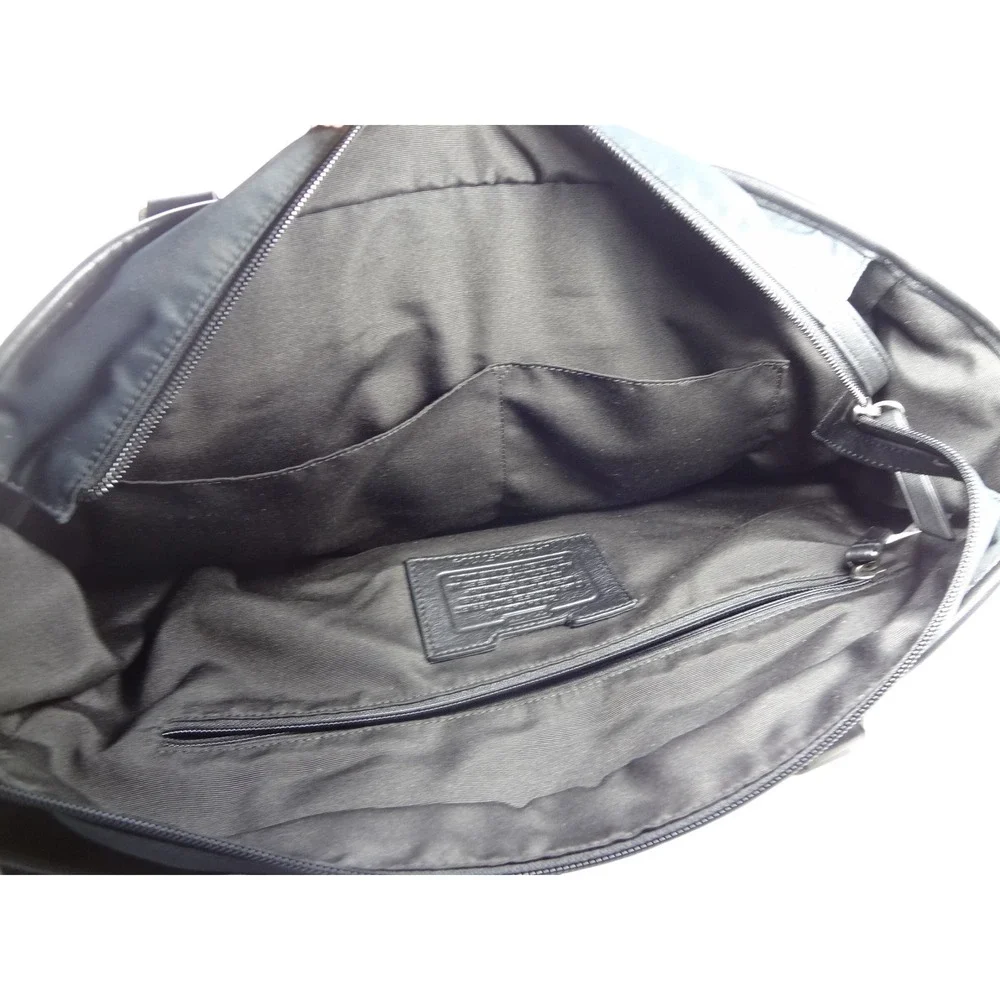 Coach Thompson Mixed Media Puffer Weekender Tote Black Olive Green Nylon‎ Suede